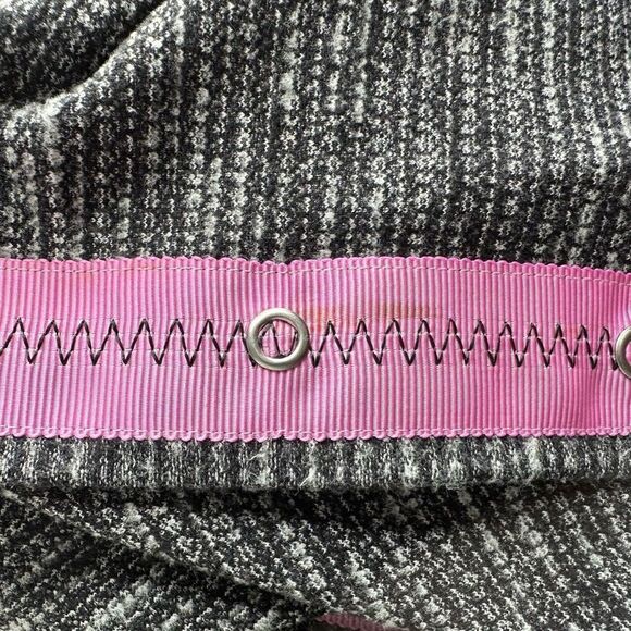 LULULEMON IVVIVA Village Chill Snap Button Infinity Scarf - Picture 5 of 9